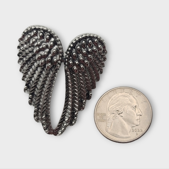 Textured Angel Wings Antique Silver Tone Statement Ring - Picture 8 of 10